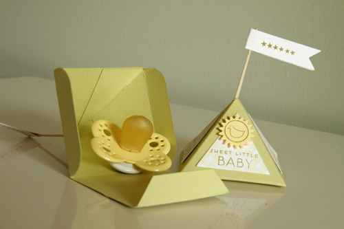 Stamps: Background Basics: Gingham, Bitty Baby Basics, Limitless Labels<br />
Cardstock: Spring...