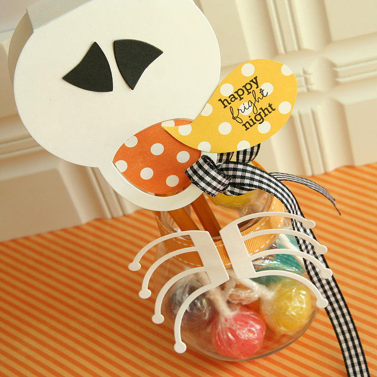 STAMPS: Halloween Treats &amp; Sweets<br />
INK: True Black, Fresh Snow<br />
PAPER: Echo Park...