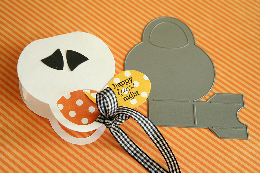 STAMPS: Halloween Treats &amp; Sweets<br />
INK: True Black, Fresh Snow<br />
PAPER: Echo Park...