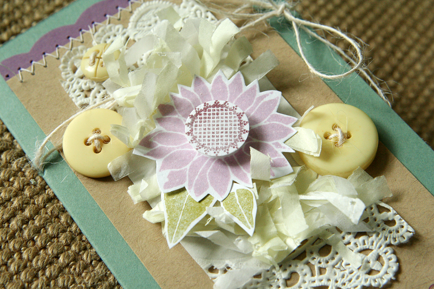 Stamps: Simple Sunflower<br />
Ink: Lavender Moon, Plum Pudding, Simply Chartruese<br />...