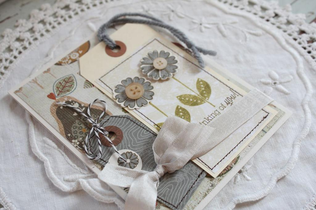 Stamps:Flower Fusion #7, Modern Wood Mats<br />
Ink:Smokey Shadow, Ripe Avocado, Dark...