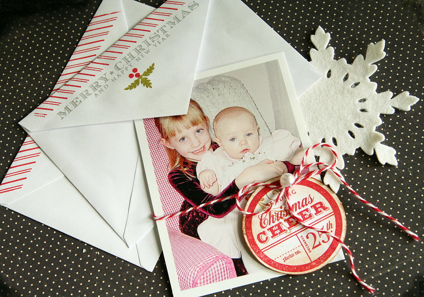 Stamps: Holiday Photo Finishers<br />
Ink: Pure Poppy, Dark Chocolate, Ripe Avocado, Smokey...