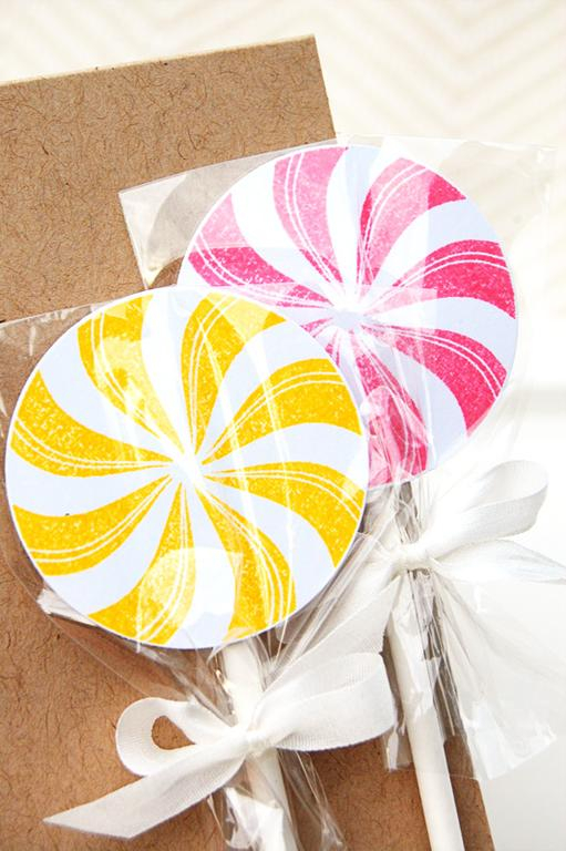 Stamps - Candy Cane Christmas, Wonderful Words Additions<br />
Cardstock - White, Kraft<br />...