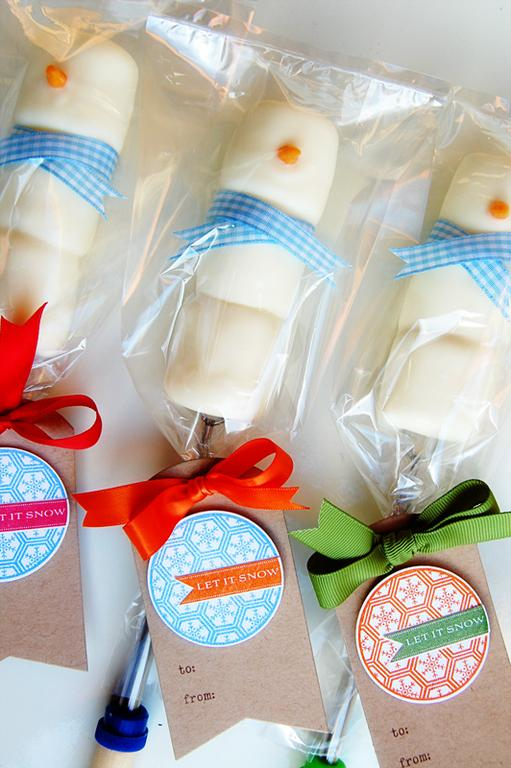 {Let it Snow-man} tags<br />
Stamps - 2011 Holiday Tags<br />
Cardstock - Kraft, White<br />...