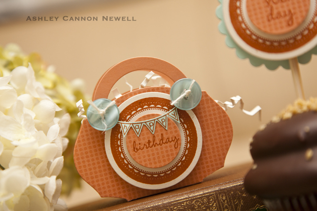 Stamps: Tag-its #10, Background Basics: Circles<br />
Cardstock: melon berry, aqua mist, rustic...