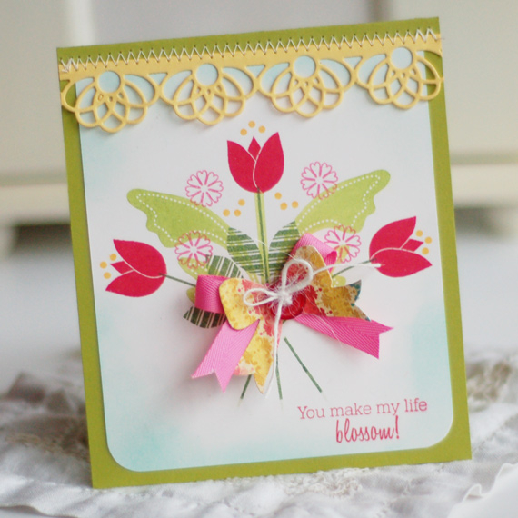 Stamps:  Flower Fusion #11, Rosie Posie<br />
Ink:  Pure Poppy, New Leaf, Hibiscus, Summer...