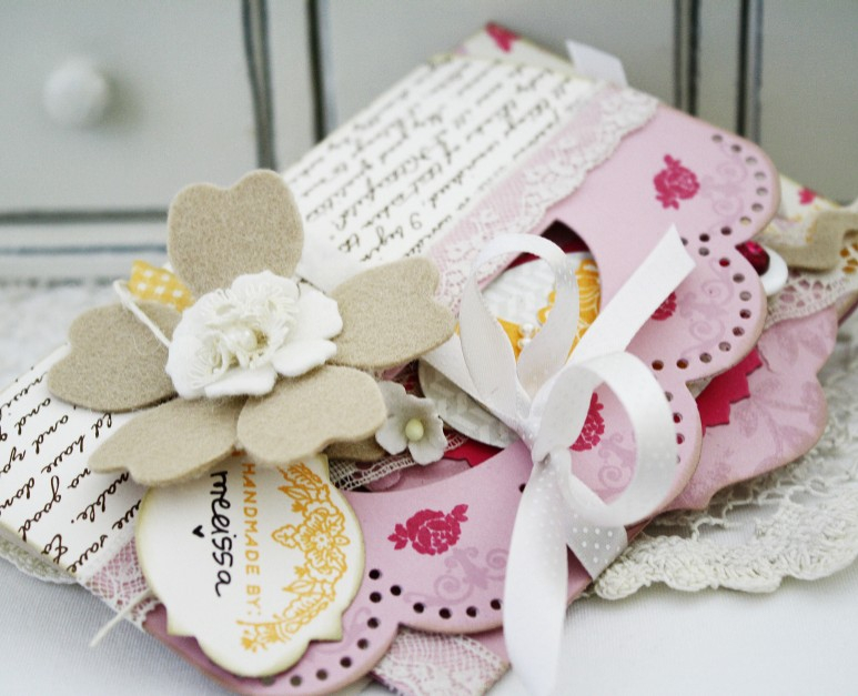 apertrey Ink Supplies Used:<br />
Stamps:<br />
Simply Jane, Lace Bouquet, Handmade...