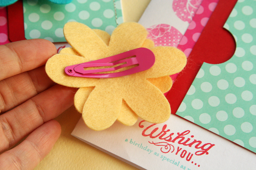 Stamps: Frilly Flowers (leaves), Movers &amp;amp; Shakers Sentiments<br />
Ink: Pure Poppy,...