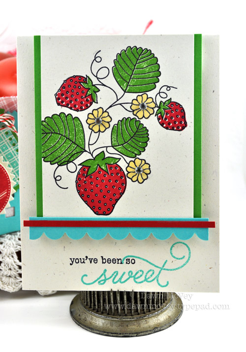Paper: rustic cream, new leaf, hawaiian shores, pure poppy<br />
Stamps: Strawberry Patch,...
