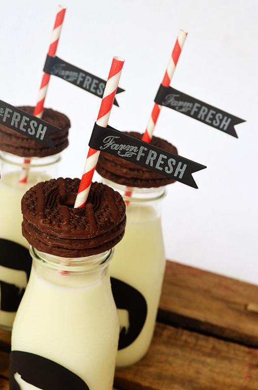 {Many Thanks} Milk &amp; Cookies treats<br />
<br />
Stamps - On the Farm<br />
Ink - Fresh...