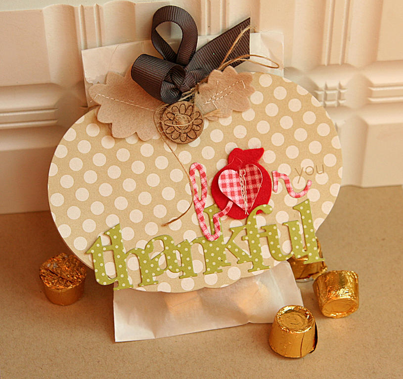 STAMPS: Counting My Blessings<br />
INK: Classic Kraft<br />
PAPER: Fine Linen Pattern Pack,...