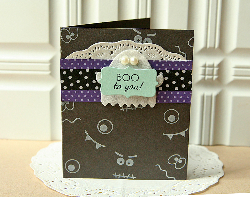STAMPS: Happy Haunting<br />
<br />
INK: Fresh Snow, True Black<br />
<br />
PAPER: Smokey...
