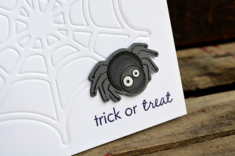 {Trick or Treat} card<br />
<br />
CS - White, Soft Stone, Smokey Shadow<br />
PP - Royal...