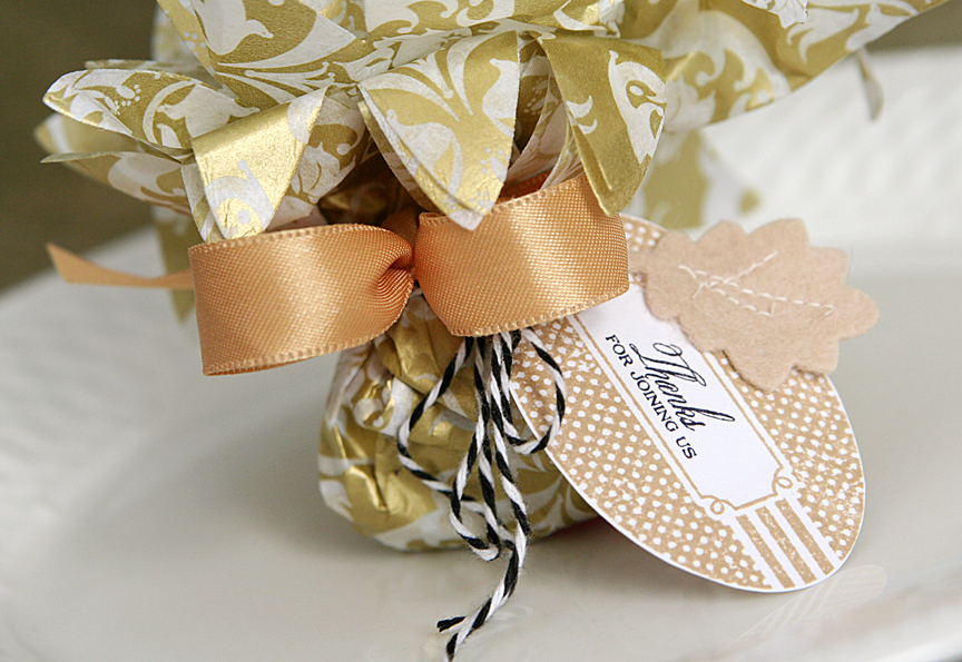 STAMPS: Do Me A Favor Tags<br />
INK: Classic Kraft<br />
PAPER: white cardstock<br />
DIES:...