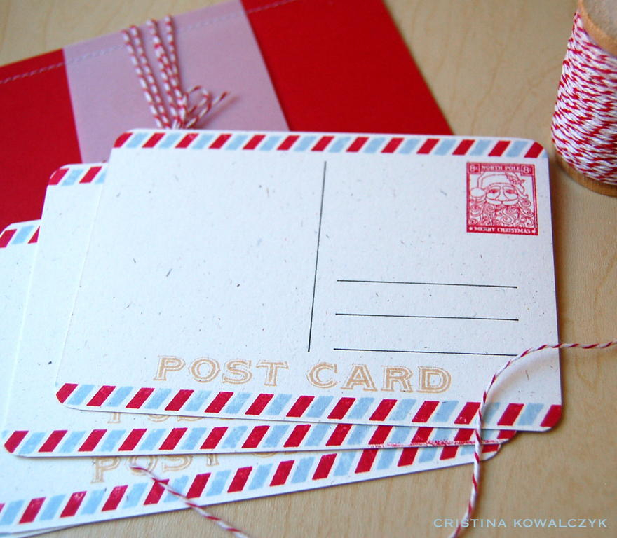 Cardstock: pure poppy, rustic cream<br />
Specialty paper: vellum<br />
Stamps: Santa...