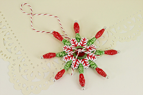 Patterned Paper: Pure Poppy and New Leaf Patterned Paper Collections<br />
Stamp: Snowflake...