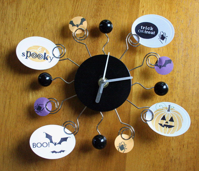 Clock by Kimberly Crawford www.kimberly-crawford.blogspot.com<br />
An altered clock that came...