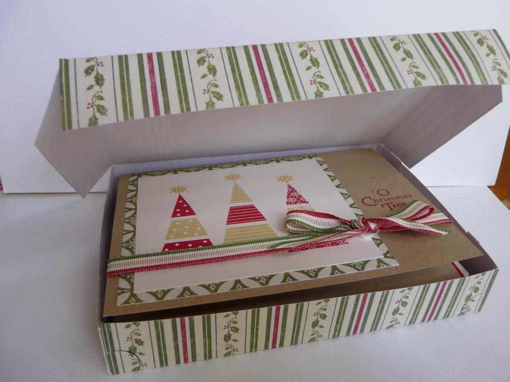 Holiday notecards, box open