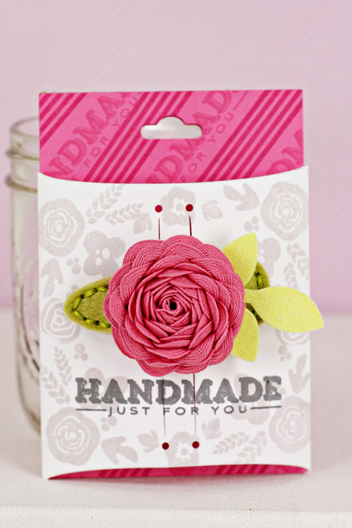 Stamps: Mini Blooms, Wonderful Words #1<br />
Dies: Wonderful Words #1, Mini Blooms Collection,...