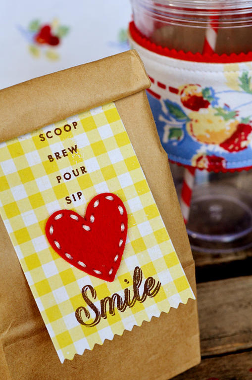{Handmade Coffee Cozy} set<br />
<br />
Stamps - Latte Love<br />
PP - Echo Park<br />
Ink -...