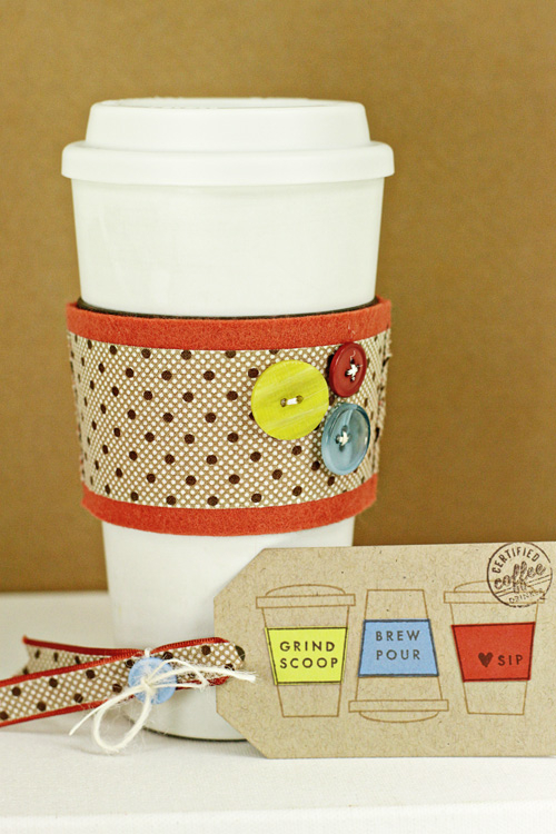 Cozy<br />
Dies: Coffee Cozy Collection<br />
Felt: Terracotta Tile<br />
Buttons: Limeade...
