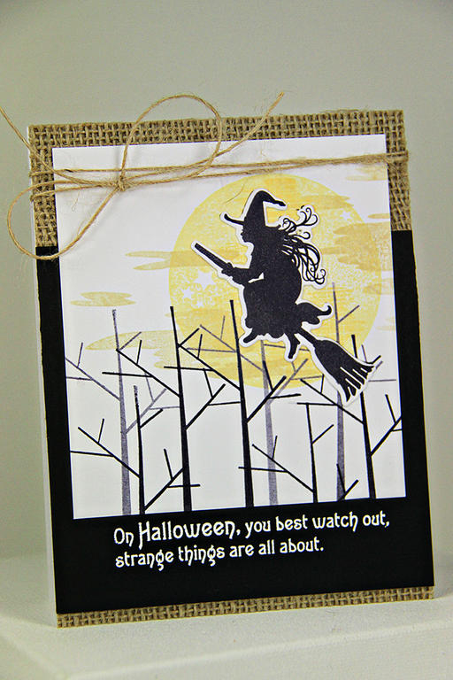 Stamps: Full Moon, Superstition, Falling Leaves<br />
Ink: Harvest Gold, Fine Linen, Lemon...