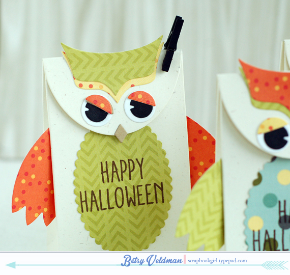 stamps: keep it simple: halloween<br />
ink: dark chocolate<br />
cardstock: rustic white<br...