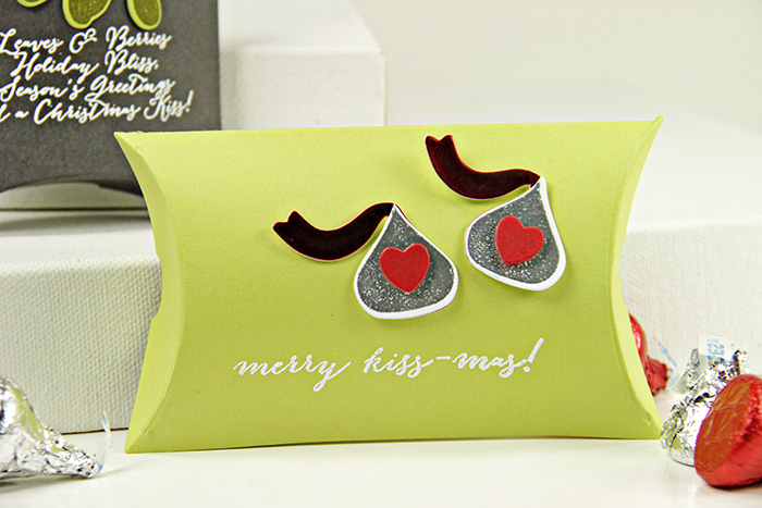 Stamps: Merry Kiss-Mas, Scent-sational Sentiments<br />
Dies: Merry Kiss-Mas, Scent-sational...