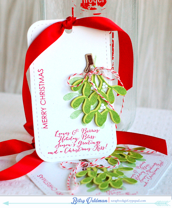 stamps: merry kiss-mas<br />
ink: pure poppy, new leaf, dark chocolate<br />
cardstock: rustic...