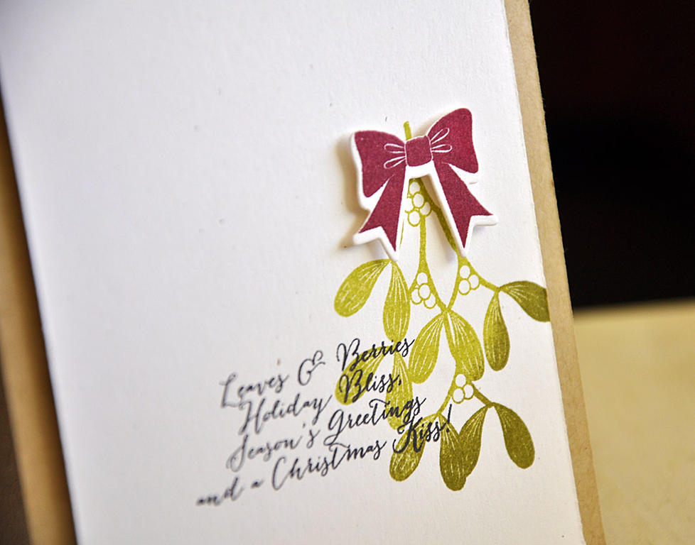 Christmas Kiss Card Detail