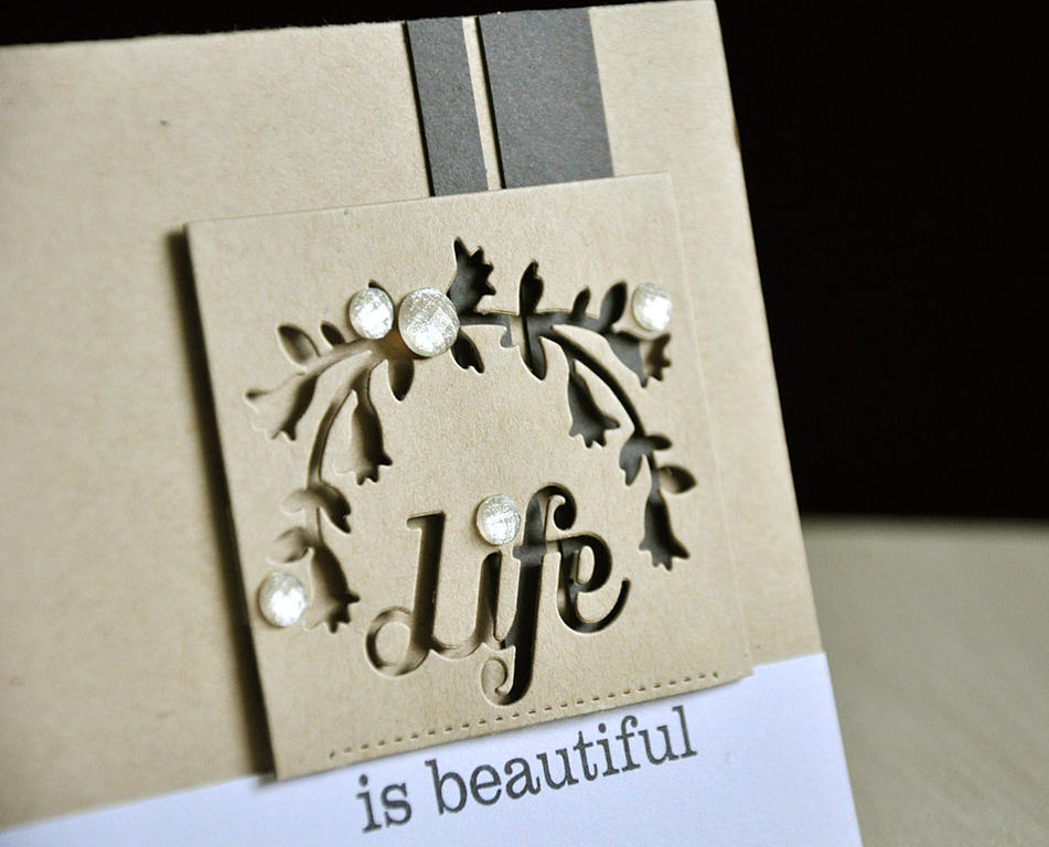 Stamps: Phrase Play #10<br />
Ink: True Black<br />
Cardstock: Kraft, White and Smokey...