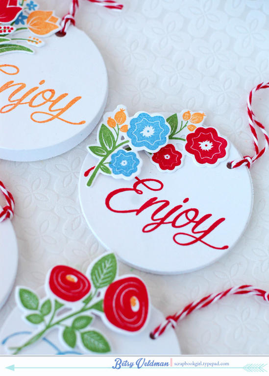 stamps: bitty bouquets<br />
ink: pure poppy, summer sunrise, blueberry sky, new leaf<br />...