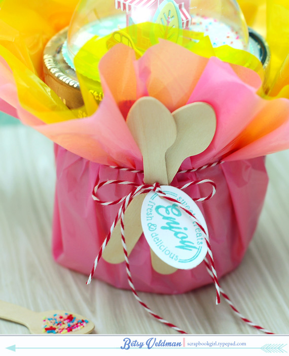 stamps: petite places: sweet shoppe, sweet shoppe sentiments, city scene<br />
ink: hawaiian...