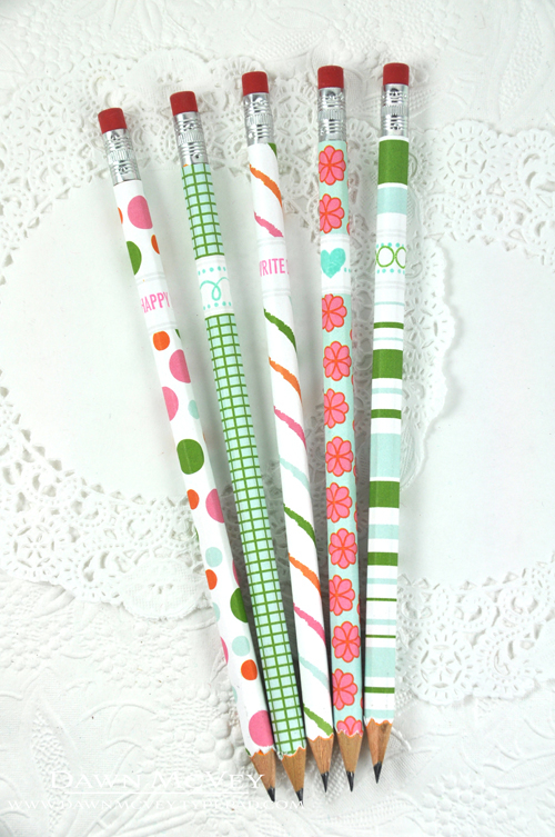 Paper: Pencil Papers adhesive label collection<br />
Stamps: Pencilgrams<br />
Ink: hibiscus...