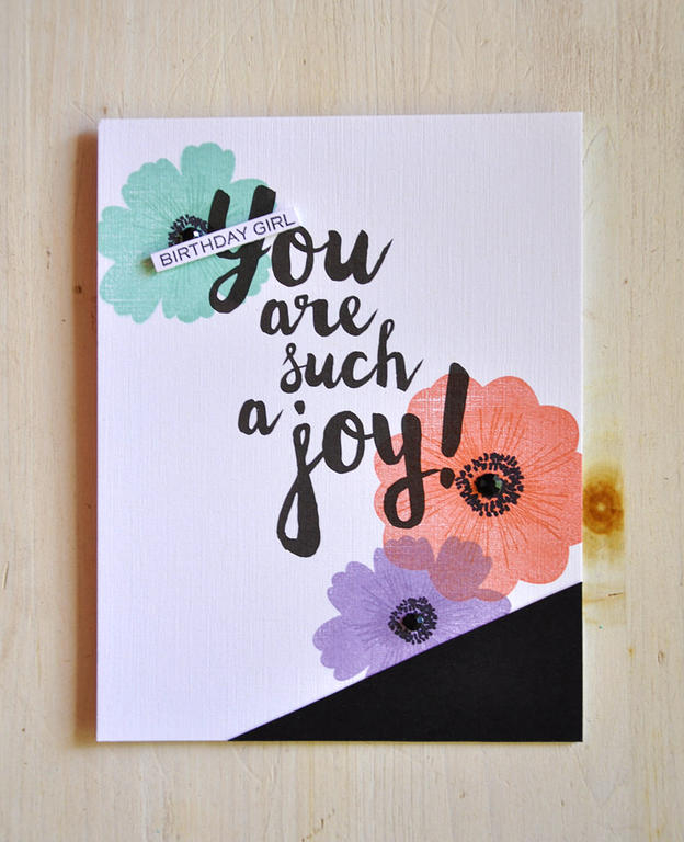 Stamps: Bloomers and Scripted<br />
Ink: Melon Berry, Winter Wisteria, and True Black<br />...