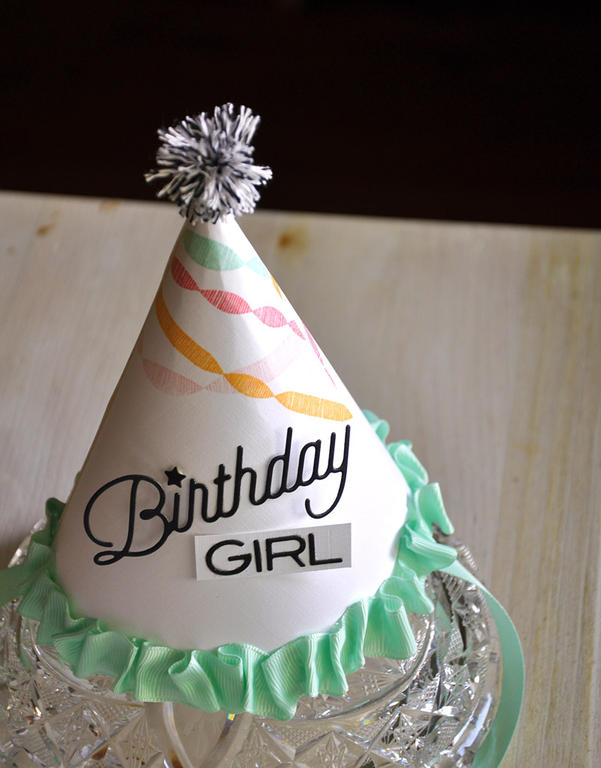 Stamps: Hooray<br />
Ink: Berry Sorber, Sweet Blush, Summer Sunrise, Aqua Mist and True...