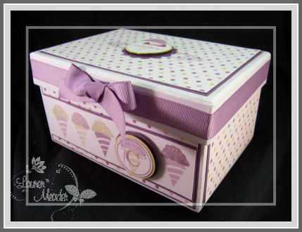 Recipe Sundae Box closed<br />
<br />
I had so much fun using this recipe cards and set to...