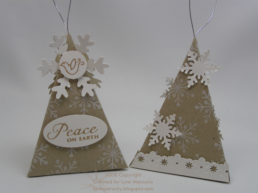 Stamps: Snowflake Serenade, Believe<br />
Paper: Kraft and Shimmer White  <br />
Ink: Whisper...