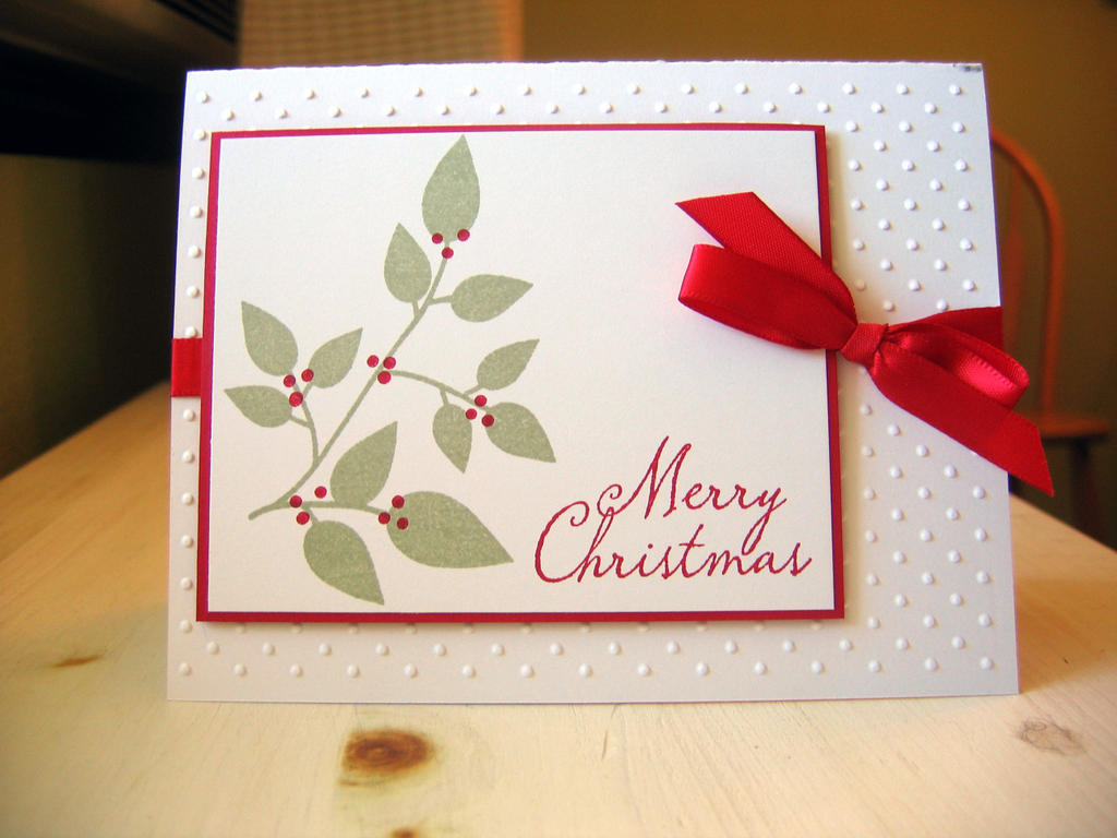Simple Christmas Card<br />
I used the leaves from Beautiful Blooms and used the smallest dot...