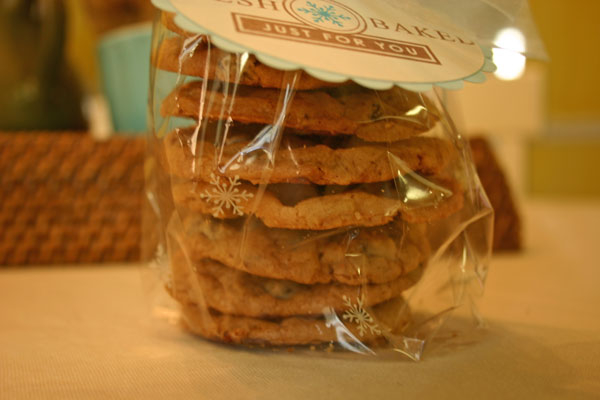 Cookies gift bag closeup (using Holiday Treats)<br />
For instructions and supply list, go to...