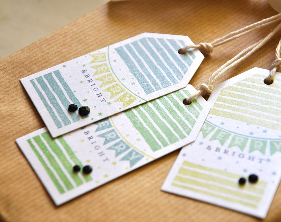 Stamps: Minute to Make: Holiday Tags 2<br />
Ink: Limeade Ice, Ocean Tides, New Leaf, and True...