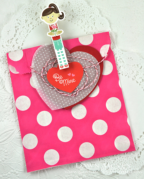 Paper: vellum bitty dot, pure poppy<br />
Other: Enclosed: Heart dies, Valentine Pin-ups kit
