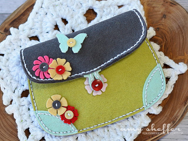 DIES: Coin Purse II, Button Stacks, Bitty Butterflies Cover Plate<br />
OTHER: felt, white...