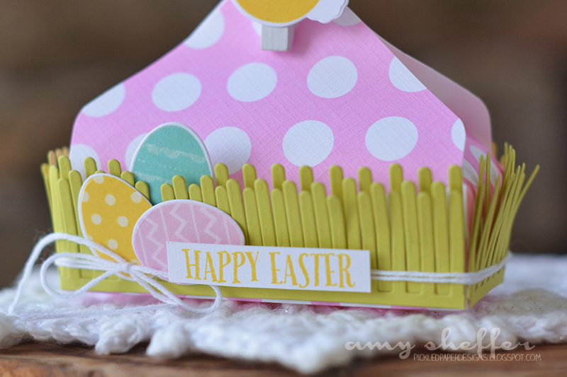 Stamps: Bunny Basket<br />
<br />
Dies: Bunny Basket, Easter Grass<br />
<br />
Ink: Bright...