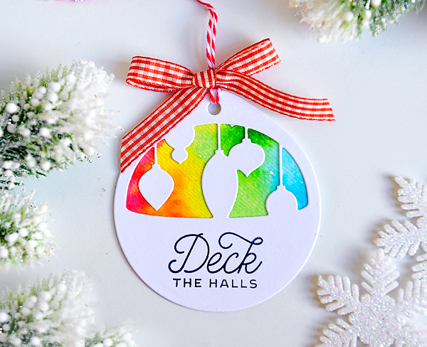 STAMPS: Christmas Cuts Sentiments<br />
DIES: Christmas Cuts Dies, Simple Gift Bow Dies<br />...