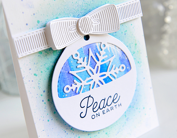 STAMPS: Christmas Cuts Sentiments<br />
DIES: Christmas Cuts Dies, Simple Gift Bow Dies<br />...