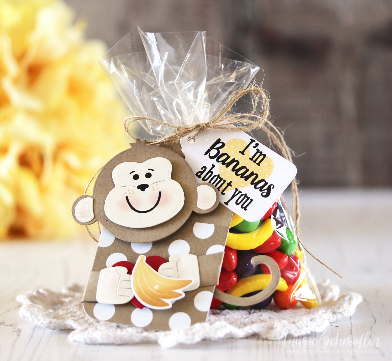 Stamps: Huggable: Monkey<br />
<br />
Paper:  Kraft, Stamper's Select White, Vintage Cream...