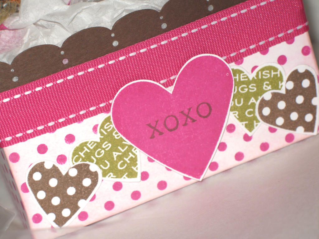 Stamps:  Polka Dot Basics, Heart Prints <br />
Ink:  Raspberry Fizz, Dark Chocolate, Ripe...