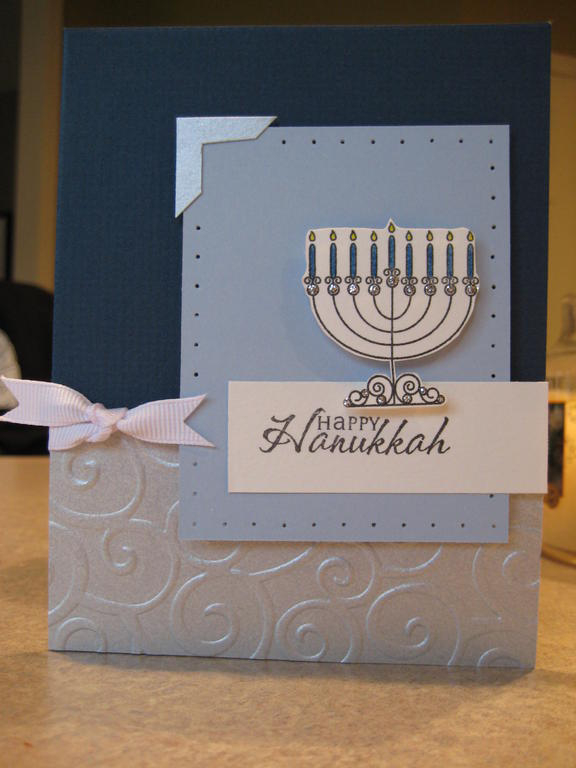 Another hanukkah card using the mazel tov set and a sketch from a recent (??) Paper Crafts mag....