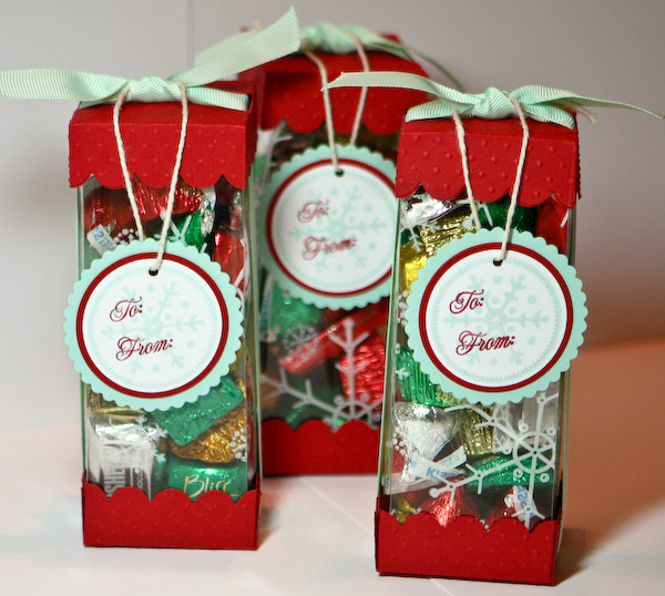 Stamps: Papertrey Ink Snowfall, Papertrey Ink 2008 Holiday Tags Collection<br />
Ink: StazOn...